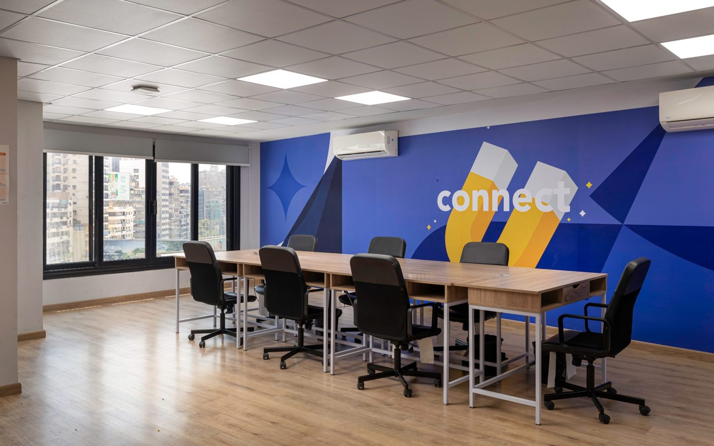 Commercial office and collaborative workspace